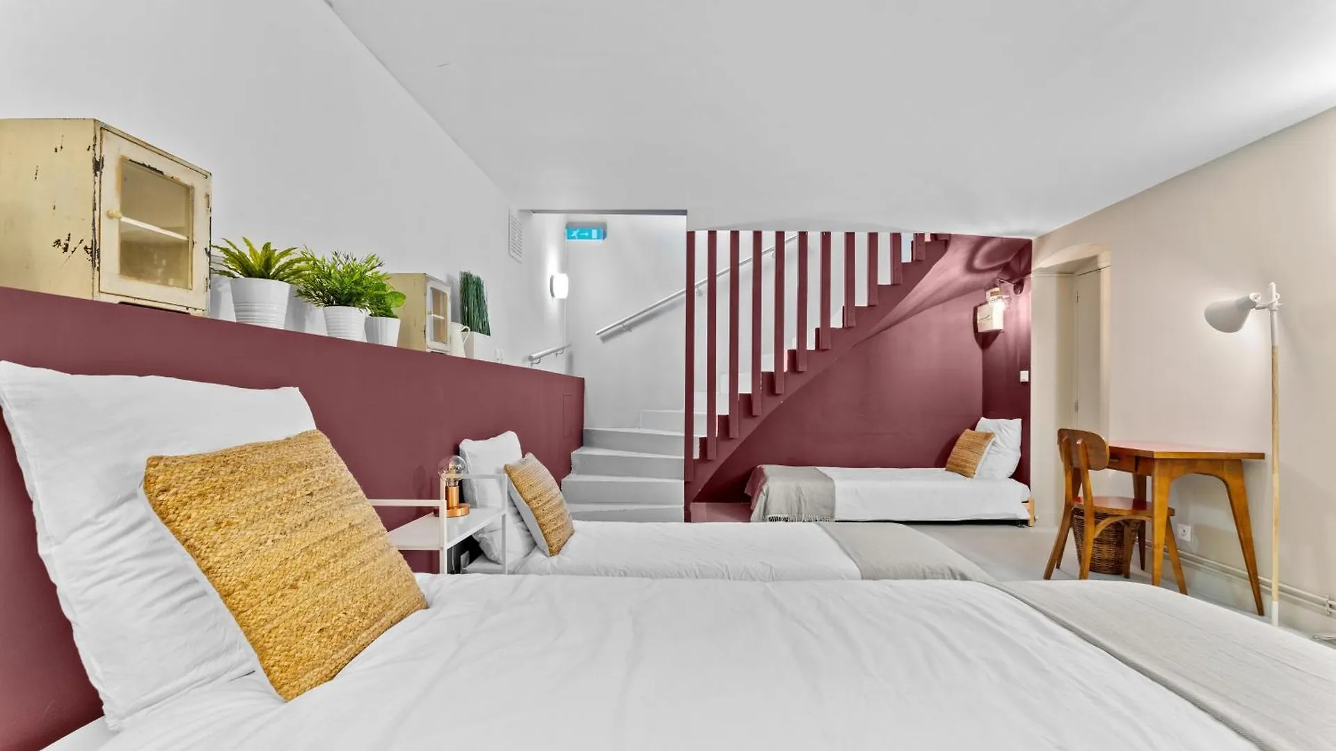 Apartment Appartement Gambetta - Atypique - Rue Calme - Quartier Dynamique Paris