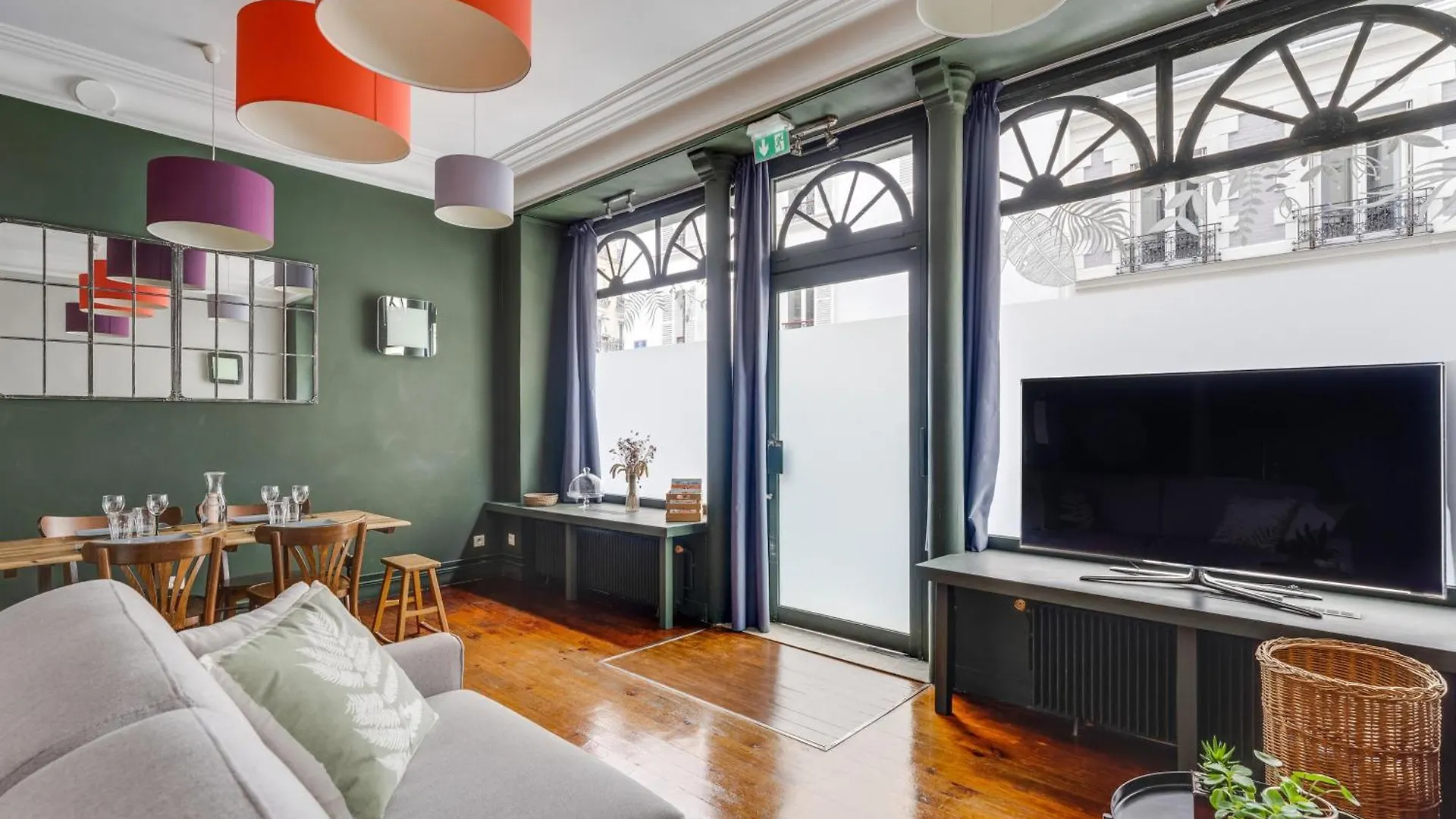 Appartement Gambetta - Atypique - Rue Calme - Quartier Dynamique Paris Apartment